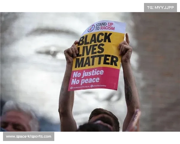 英超反种族歧视行动迅速，赛场秩序受关注