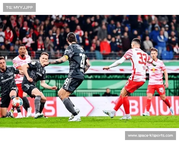 莱比锡vs弗赖堡：红牛主场强势，客队客场防守存隐忧